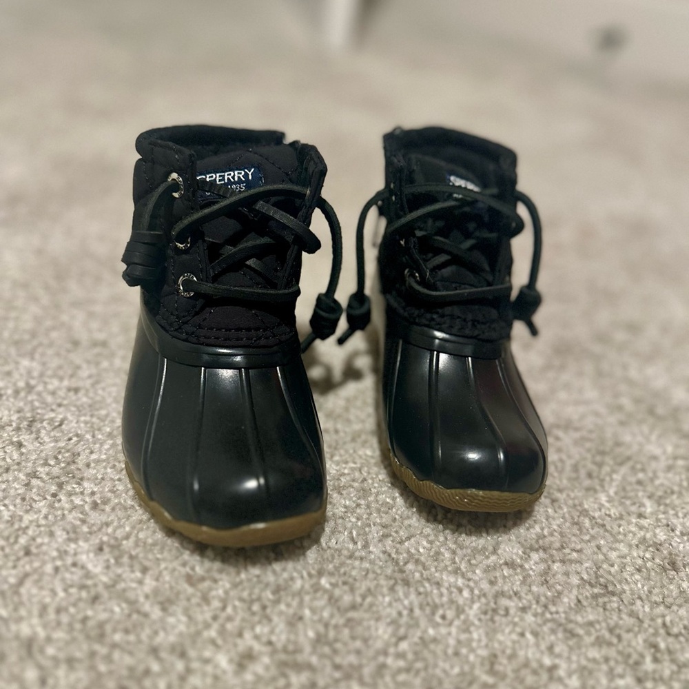 Sperry Kids Saltwater Black Duck Boots NEW